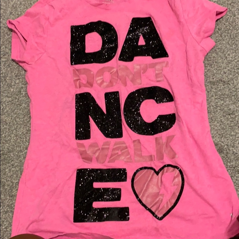 girls t shirt